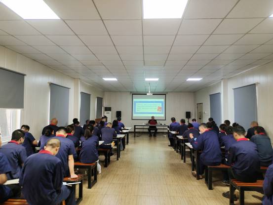 鋼構(gòu)公司開展新《安全生產(chǎn)法》培訓(xùn) 鋼構(gòu)公司開展新《安全生產(chǎn)法》培訓(xùn)