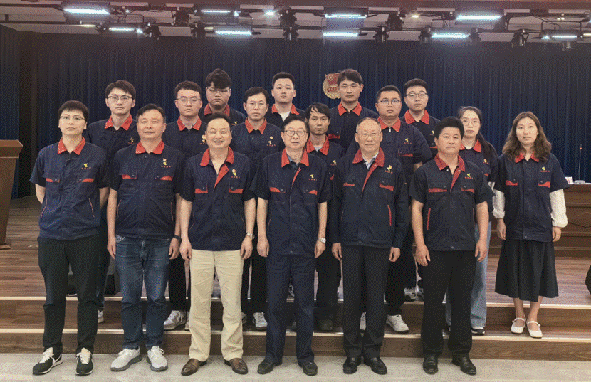 公司召開“五四”表彰大會(huì) 公司召開“五四”表彰大會(huì)